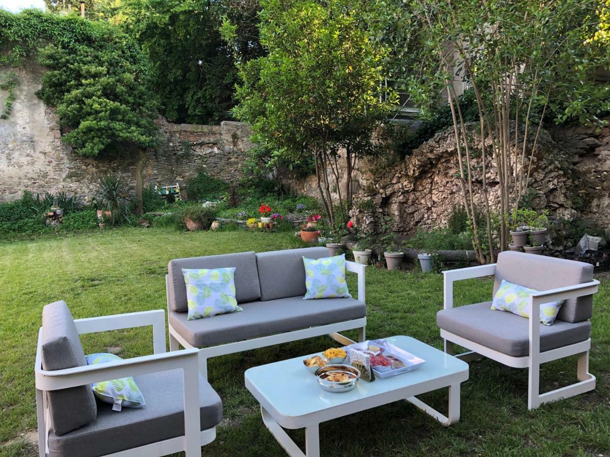 Le Coeur De La Bastide - Adult Only Bed & Breakfast Carcassone Exterior photo