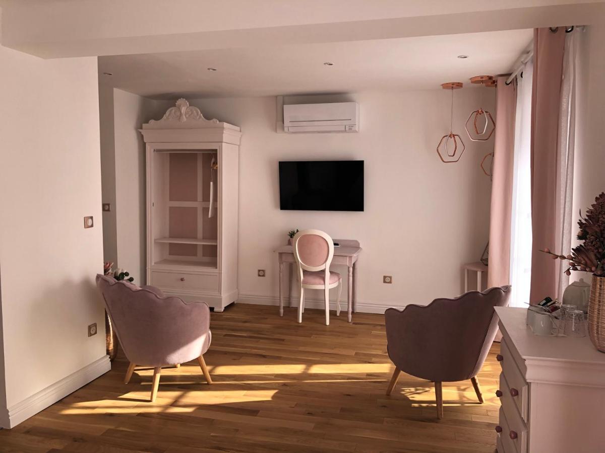 Le Coeur De La Bastide - Adult Only Bed & Breakfast Carcassone Exterior photo
