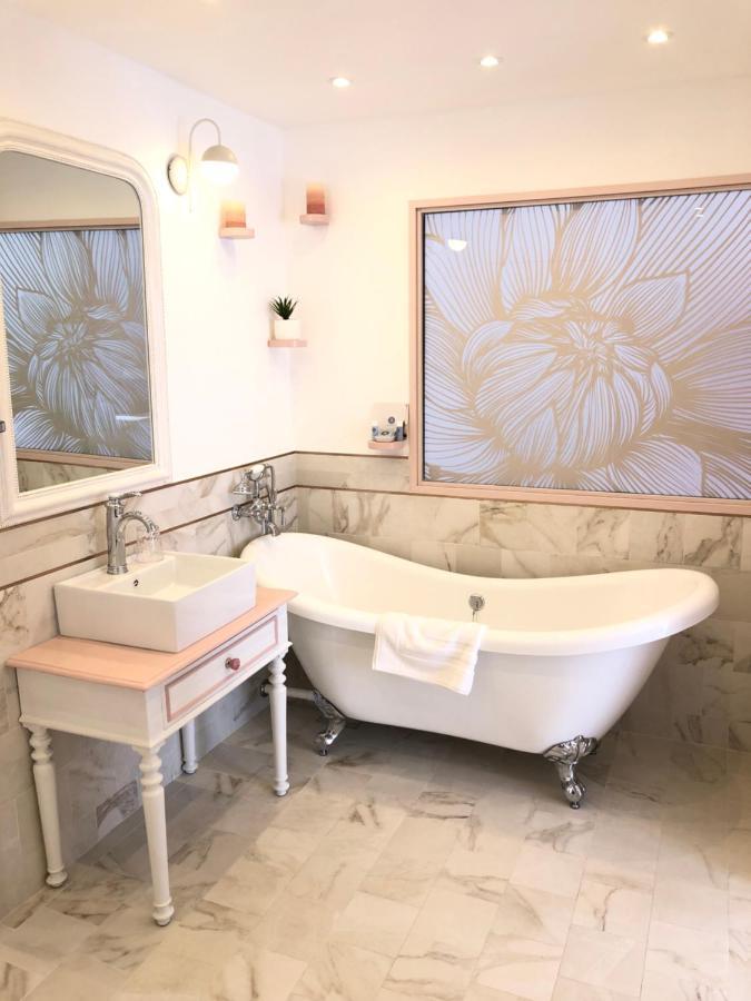 Le Coeur De La Bastide - Adult Only Bed & Breakfast Carcassone Exterior photo